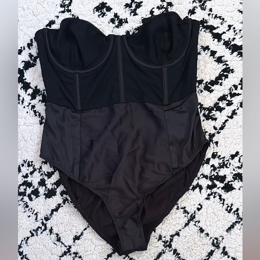 FOR LOVE AND LEMONS Strapless mesh corset bodysuit